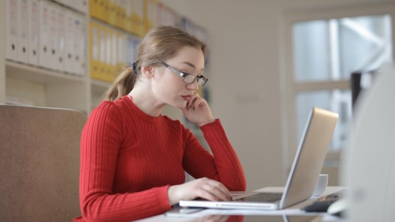 Нейросеть Suno и ее возможности в создании музыки
