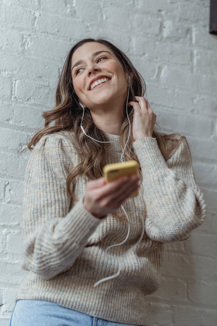 Как скачать музыку с Suno AI бесплатно на телефоне с примерами