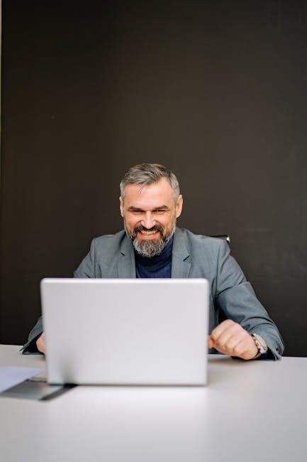 Как бесплатно скачать Suno AI нейросеть для генерации музыки для блогеров с примерами