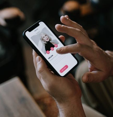 Suno AI для iPhone и компьютера как пользоваться на русском языке